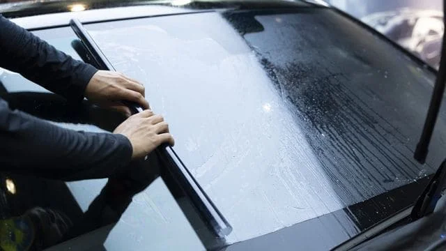 Dán phim cách nhiệt Llumar