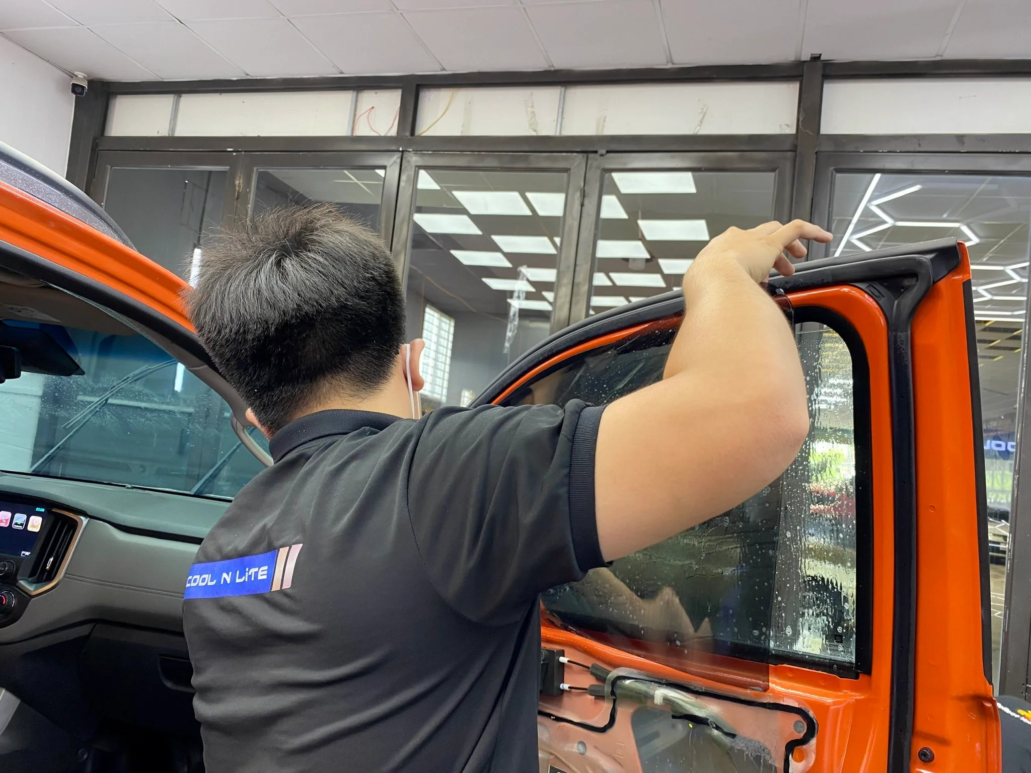 Dán phim cách nhiệt cao cấp COOL N LITE chống nóng 99% cho ô tô