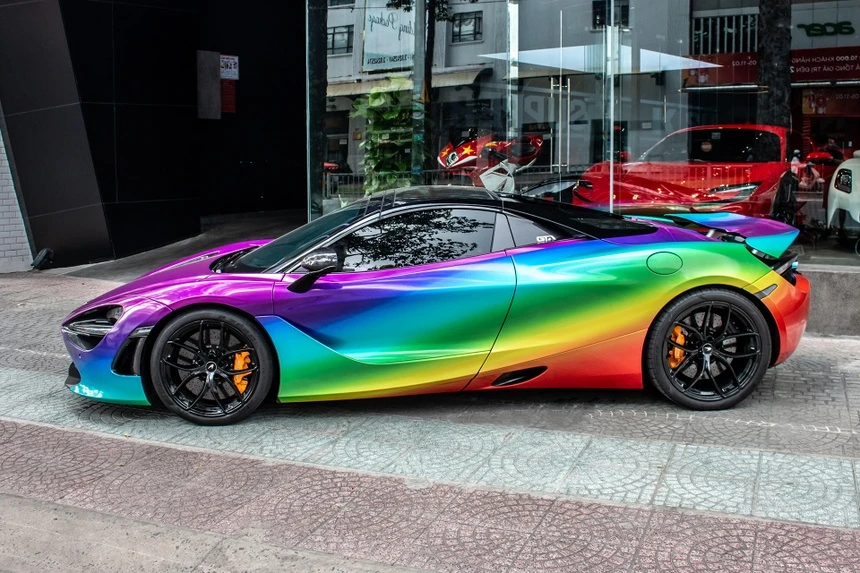 McLaren 720S - 720 mã lực